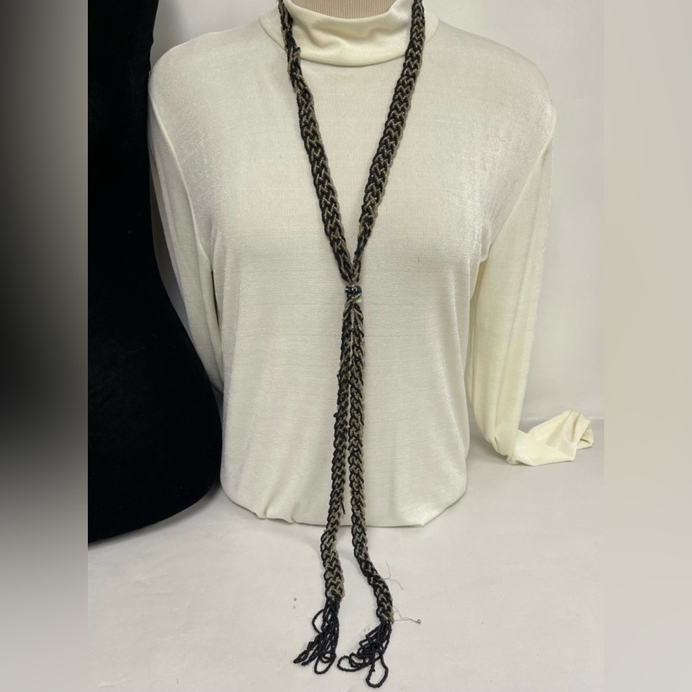 Source Unknown Black and Gold Necklace with Braided Design - Picture 3 of 3